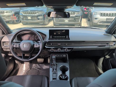 Used 2025 Honda Civic Sport image 32