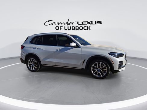 Used 2023 BMW X5 xDrive40i image 9