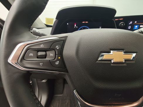 Certified 2024 Chevrolet Trax LT w/ Driver Confidence Package image 14