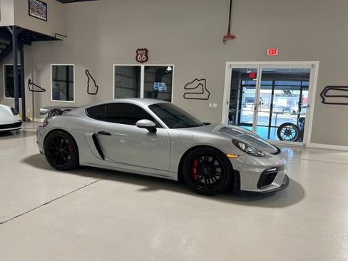 Used 2021 Porsche 718 Cayman GT4 image 53
