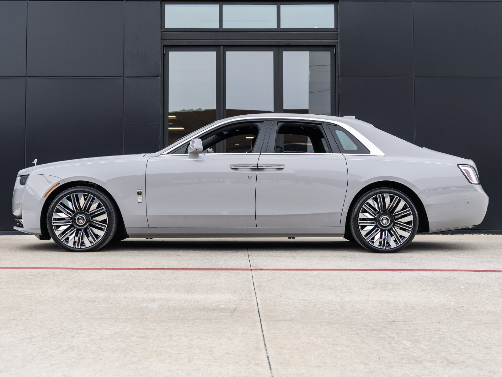 Used 2026 Rolls-Royce Ghost AWD/4WD image 3