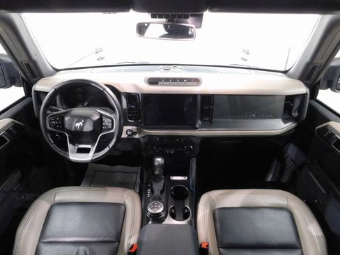 Used 2024 Ford Bronco Wildtrak image 40