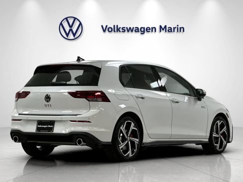 New 2026 Volkswagen GTI SE FWD image 5