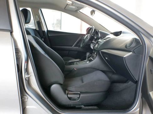 Used 2011 MAZDA MAZDA3 i Touring image 14