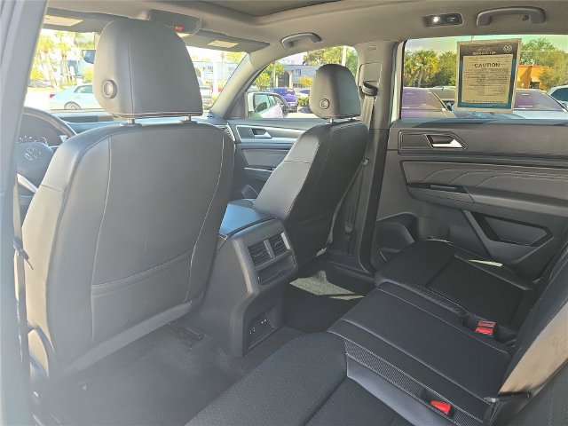 Used 2023 Volkswagen Atlas Cross Sport SEL AWD/4WD image 14