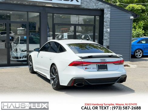 Used 2022 Audi RS 7 Sportback AWD/4WD image 18