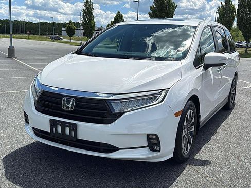 Used 2024 Honda Odyssey EX-L image 13