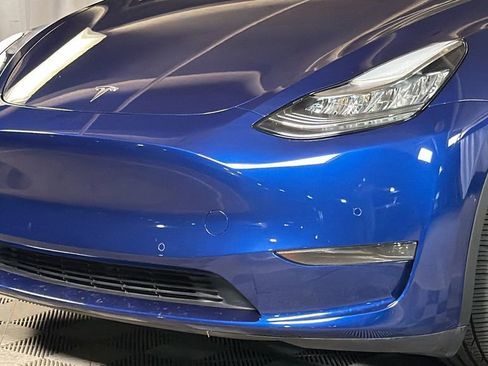 Used 2021 Tesla Model Y Long Range AWD/4WD image 3