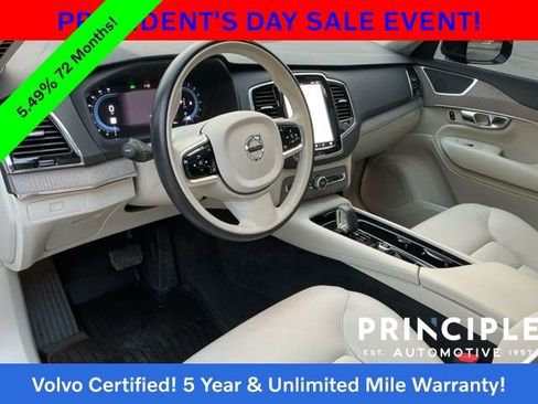 Certified 2023 Volvo XC90 B5 Plus w/ Protection Package Premier image 28