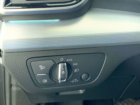 Certified 2025 Audi Q5 2.0T Premium Plus w/ Premium Plus Package image 17