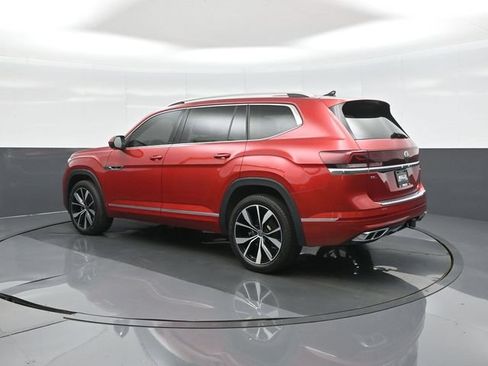 Used 2024 Volkswagen Atlas SEL Premium R-Line AWD/4WD image 5