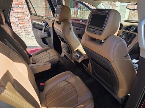 Used 2015 Buick Enclave Premium image 15