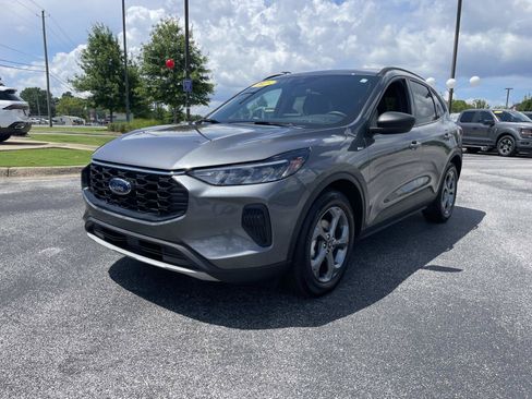 Used 2025 Ford Escape ST-Line FWD image 9