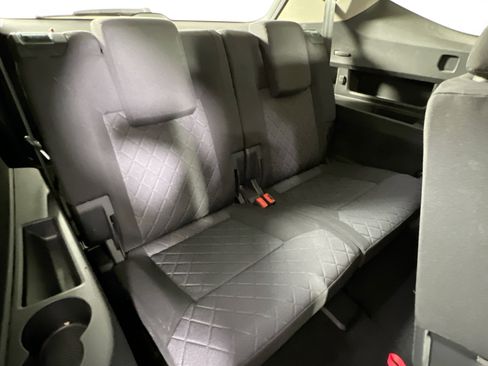 Used 2021 Volkswagen Atlas S image 24