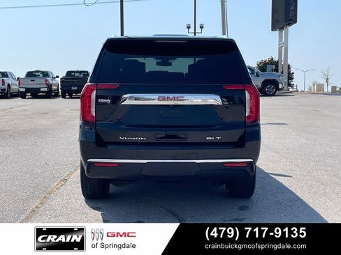 Used 2021 GMC Yukon SLT w/ SLT Premium Package AWD/4WD image 6