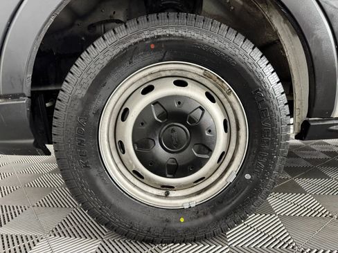 Used 2019 Ford Transit 250 148 Low Roof image 33