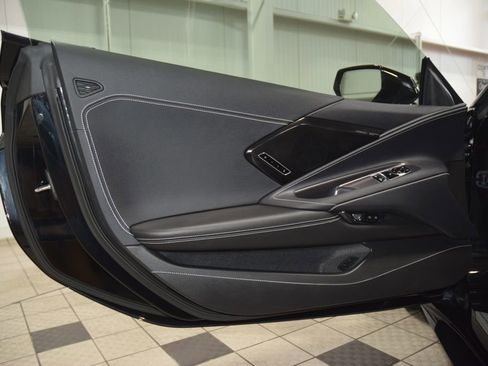 Used 2025 Chevrolet Corvette Stingray Preferred Cpe w/ Z51 Performance Package RWD image 37