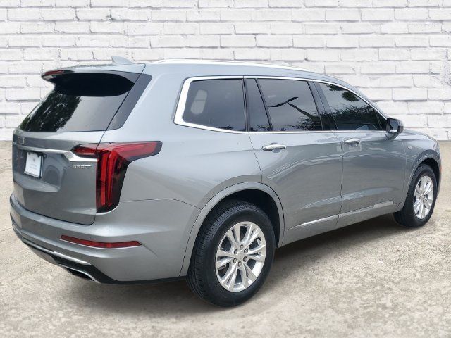 Certified 2024 Cadillac XT6 Luxury FWD image 4