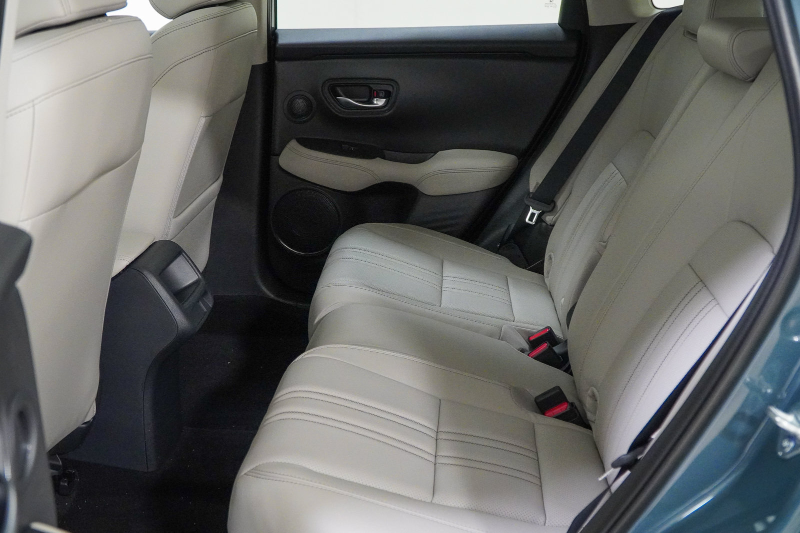 New 2027 Honda HR-V EX-L image 37