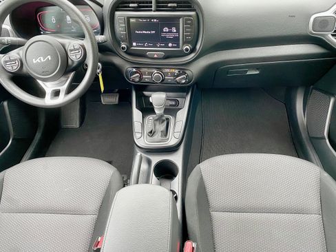 Used 2024 Kia Soul LX w/ Option Group 015 image 8