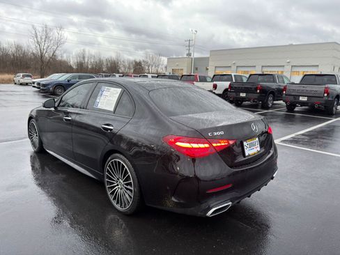 Used 2024 Mercedes-Benz C 300 Sedan image 4