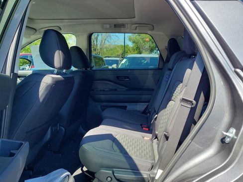 New 2026 Nissan Pathfinder SV FWD image 9