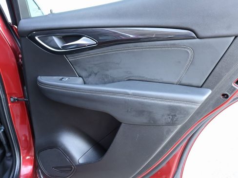 Used 2023 Buick Envision Preferred image 12