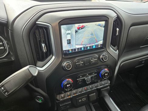 Used 2021 GMC Sierra 2500 Denali w/ Denali Ultimate Package image 10