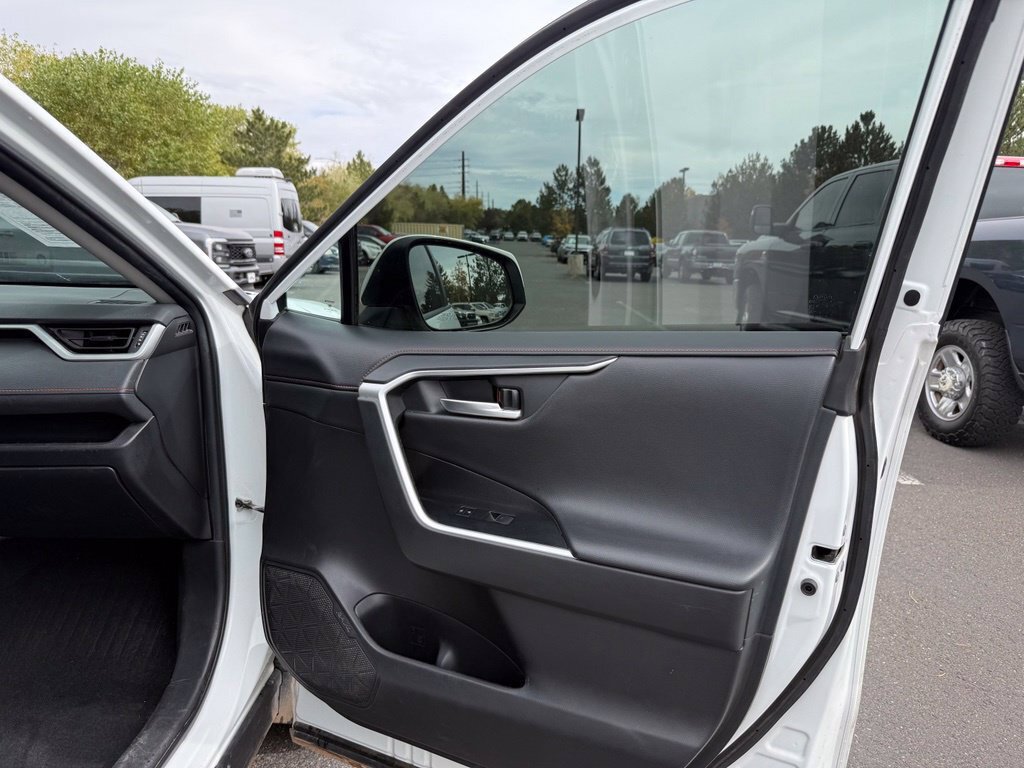Used 2024 Toyota RAV4 Adventure AWD/4WD image 10
