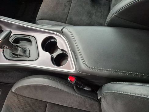 Used 2019 Dodge Challenger R/T Scat Pack RWD image 33