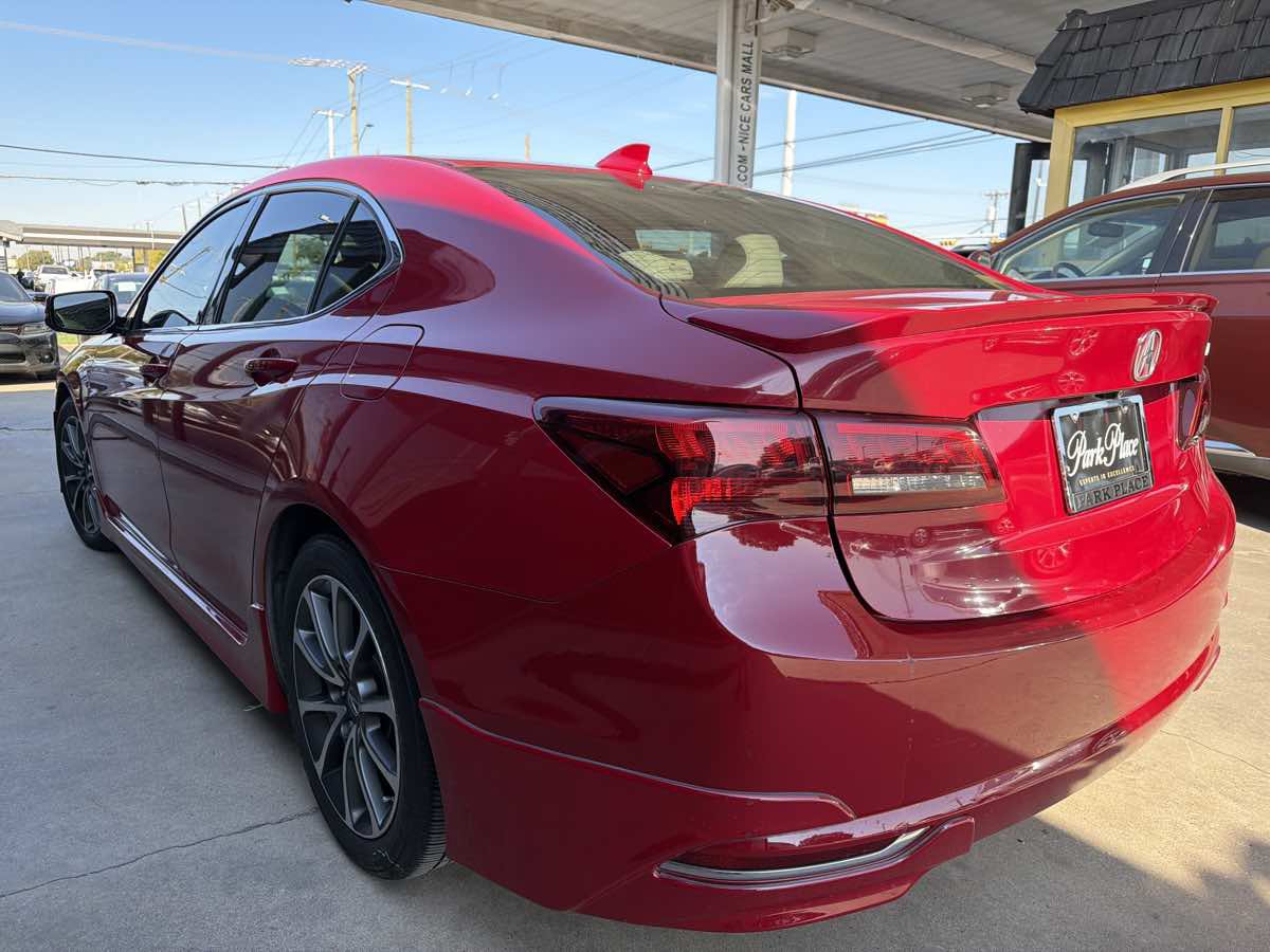 Used 2017 Acura TLX w/ Technology Package FWD image 4