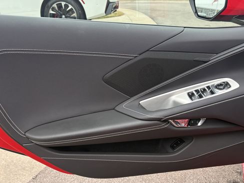 Used 2024 Chevrolet Corvette Stingray Convertible w/ Z51 Performance Package image 16