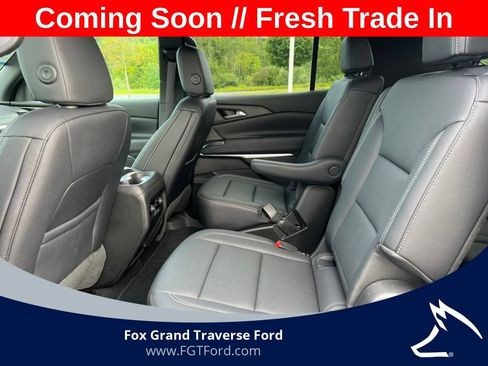 Used 2026 Chevrolet Traverse LT AWD/4WD image 4