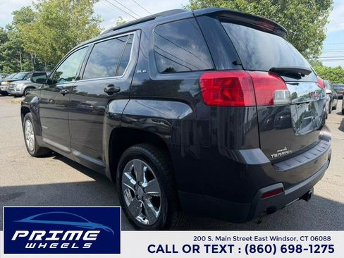 Used 2015 GMC Terrain SLE w/ Convenience Package AWD/4WD image 3