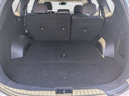 Used 2023 Hyundai Santa Fe SEL FWD image 6