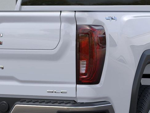 New 2026 GMC Sierra 2500 SLE AWD/4WD image 11