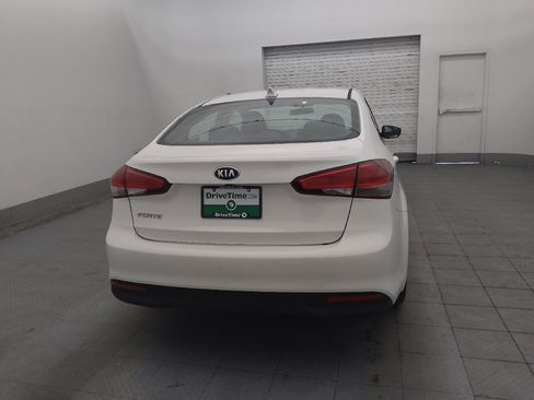Used 2018 Kia Forte LX w/ LX Popular Package FWD image 7
