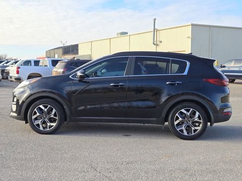Used 2022 Kia Sportage EX w/ EX Technology Package image 4