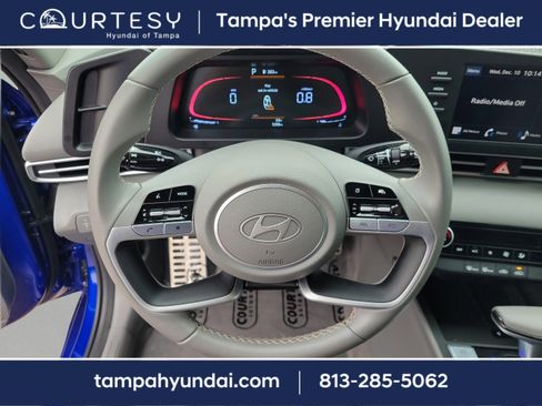 Certified 2025 Hyundai Elantra Sport image 21