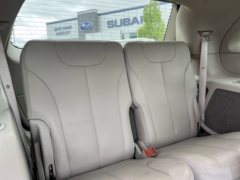 Used 2004 Chrysler Pacifica AWD w/ Heated Seat Group image 21