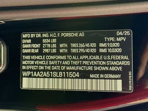 New 2025 Porsche Macan image 25