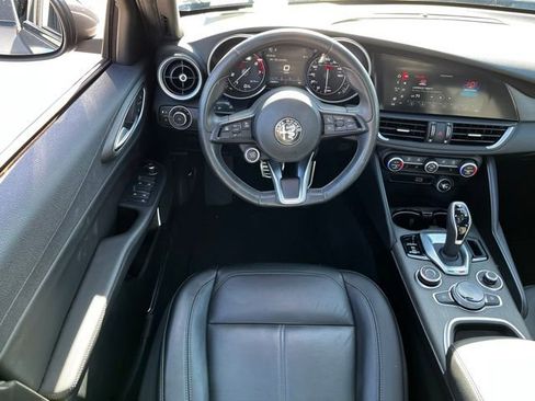 Used 2023 Alfa Romeo Giulia Ti image 11