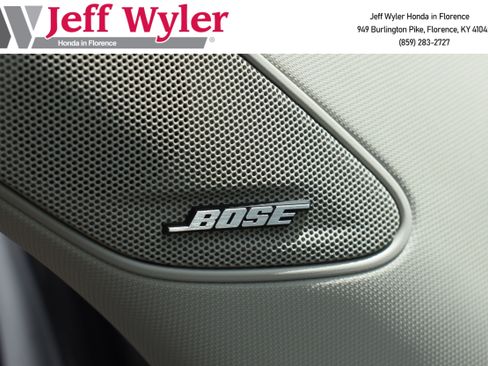 New 2025 Honda Pilot Touring image 27