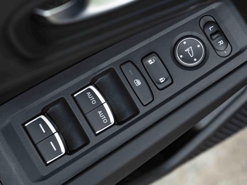 Used 2026 Honda Accord EX-L image 38