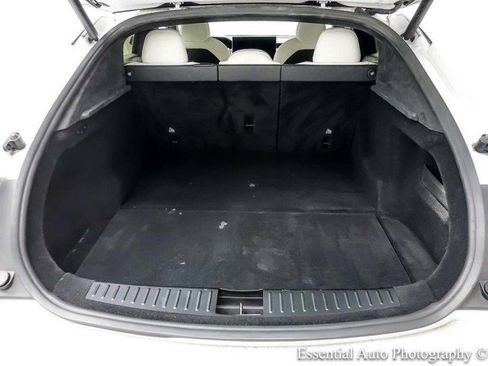 Used 2022 Tesla Model S AWD/4WD image 38
