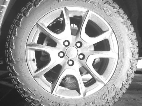 Used 2025 Jeep Compass Trailhawk AWD/4WD image 14
