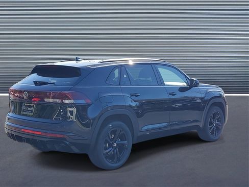 New 2026 Volkswagen Atlas Cross Sport SEL R-Line image 3