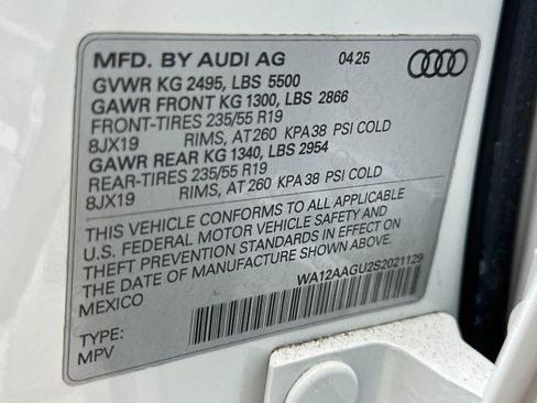 Used 2025 Audi Q5 Premium w/ Premium Plus AWD/4WD image 29