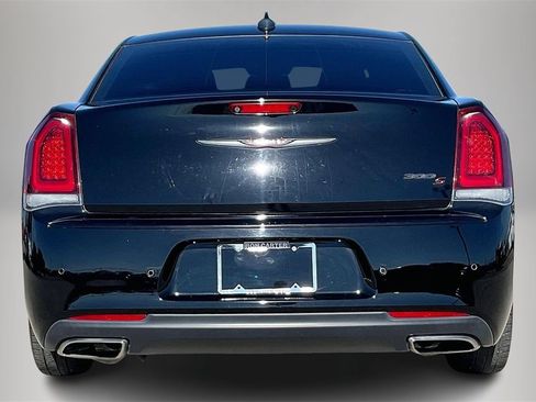 Used 2021 Chrysler 300 S image 6
