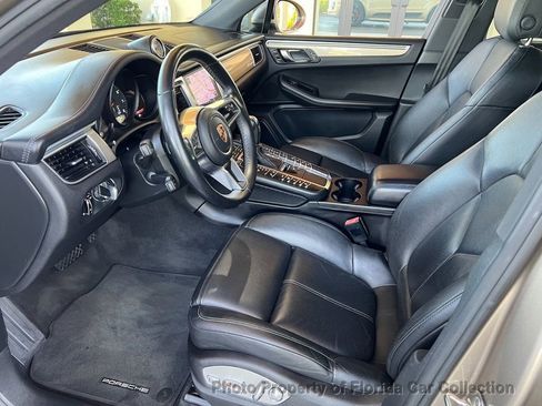 Used 2017 Porsche Macan GTS image 7